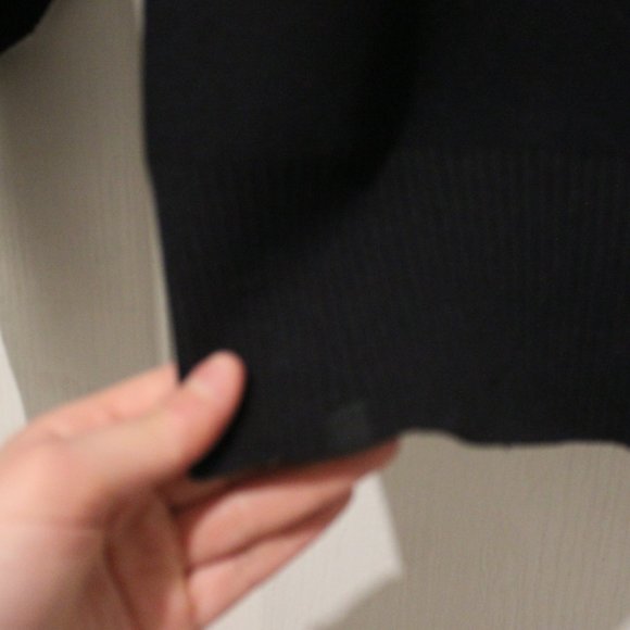 Lululemon Black Sweater - Picture 3 of 4